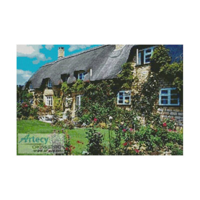 English Cottage 2 (www.photos.com)