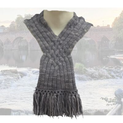 Celtic Knot Loop Scarf