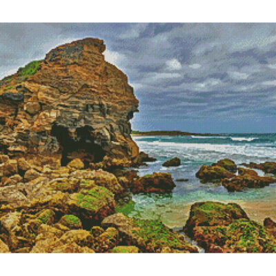 Ghosties Beach Caves (Facebook Group) (pbubalo)