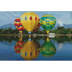 Hot Air Balloons Reflection (Froggie - Fotolia)