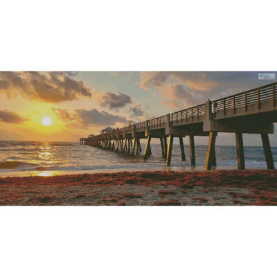 Juno Beach Pier (Large) (Beth Varian)