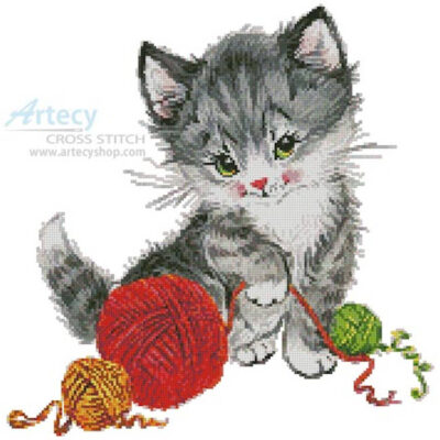 Kitten Playing with Wool (Lena Faenkova)