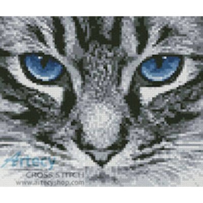 Mini Blue Eyes 2 (George Hodan)