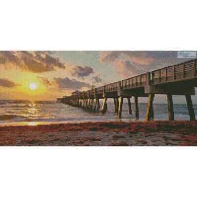Mini Juno Beach Pier (Beth Varian)