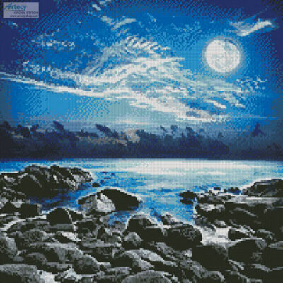 Moonlight Bay Photo (Moses-Alamy)