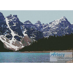 Moraine Lake in Banff (www.pdphoto.org)