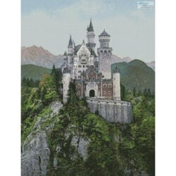 Neuschwanstein Castle Phot (Ian Keefe - Unsplash)