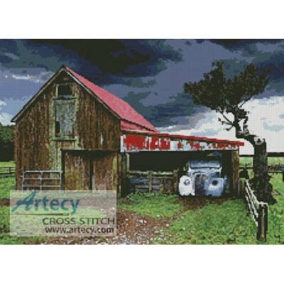 Old Barn in a Storm (www.photostogo.com)