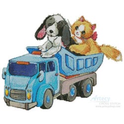 Pet Playtime (Lena Faenkova)