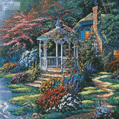 Secret Hideaway (Crop) (Derk Hansen)