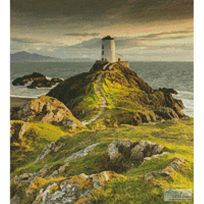 Twr Mawr Lighthouse, Crop (Jim Cooke - Unsplash)
