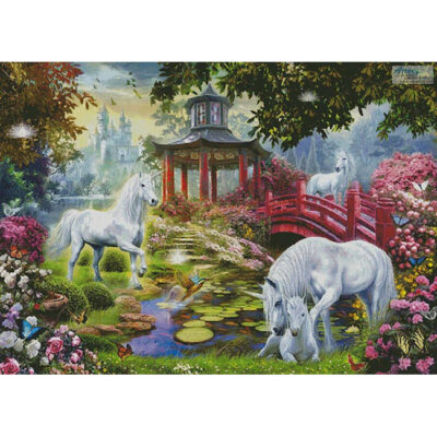 Unicorn Summer House (Large) (Jan Patrik Krasny)
