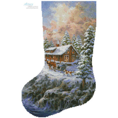 Winter Majesty Stocking (Left) (Nicky Boehme/ artlicensing)