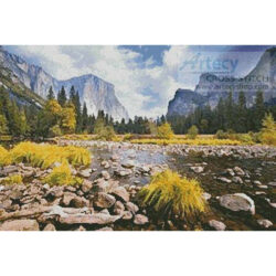 Yosemite Valley Photo (Banana Pancake - Alamy)
